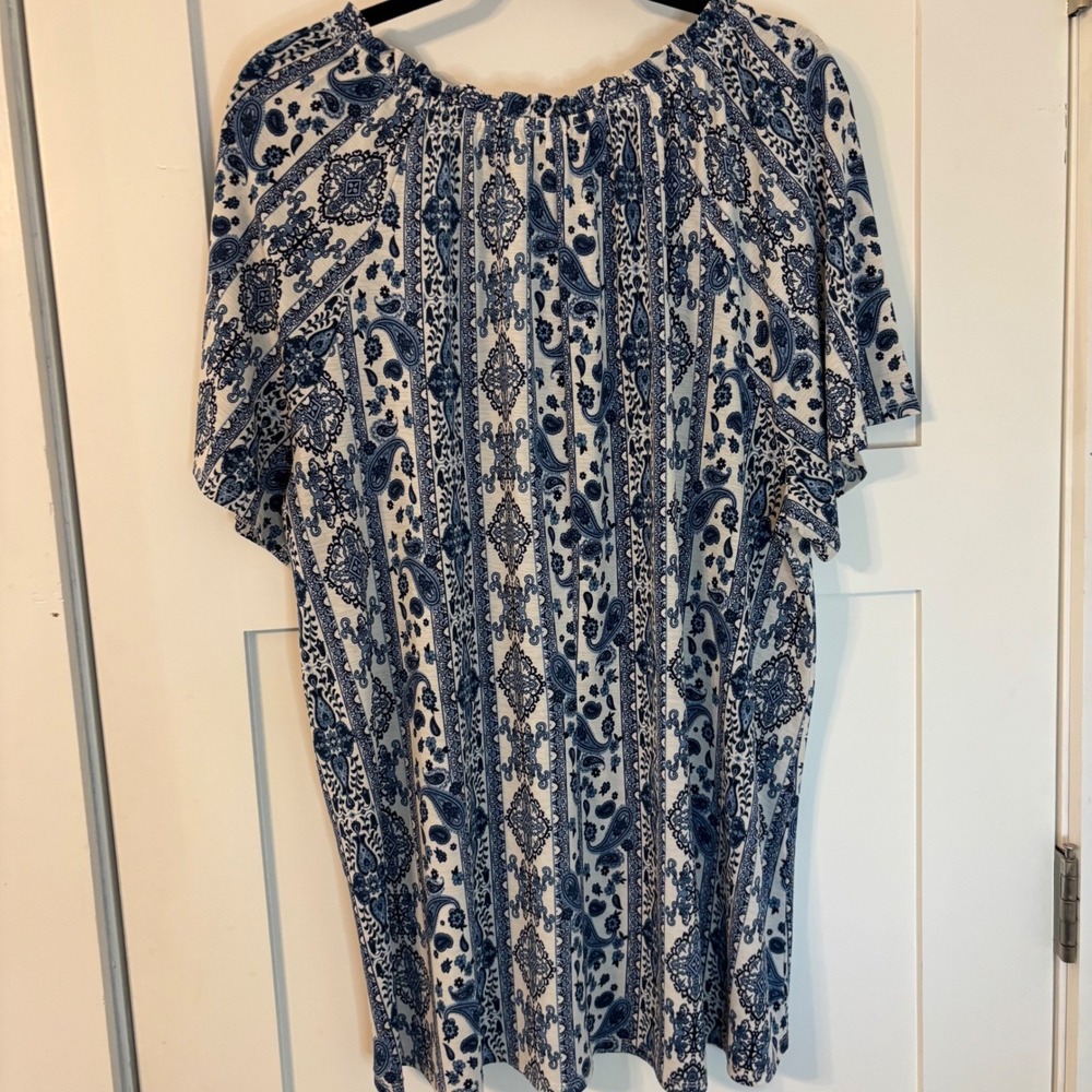 Blue White Paisley Medallion Peasant Blouse Short Sleeve Tie NeckWomens 3X flowy - Picture 7 of 14